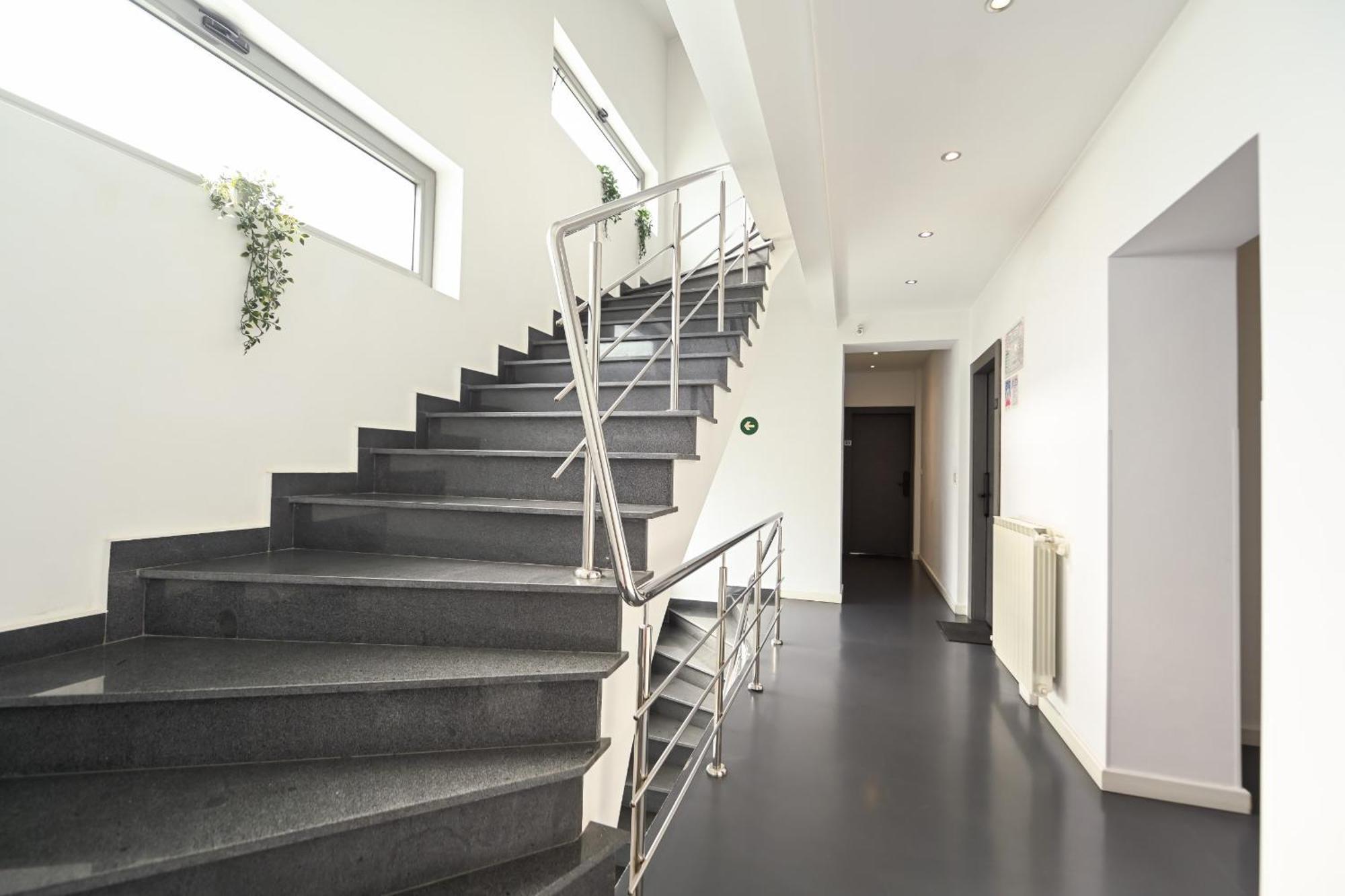Urban Elegance - Stylish Central Accommodation Bucharest Exterior photo